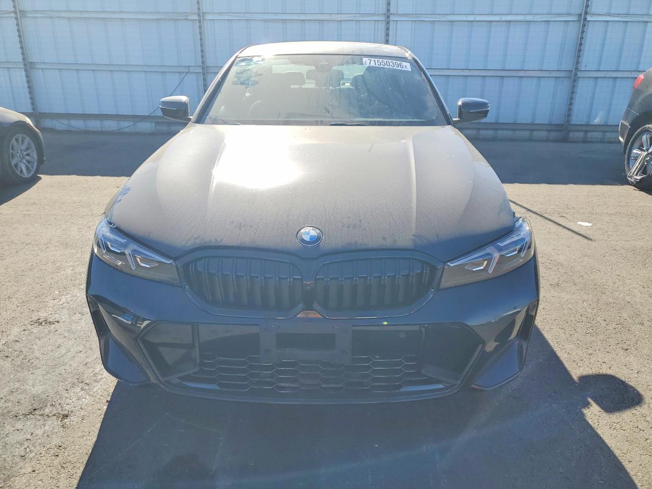 2026 BMW 330I - zdjęcie 5