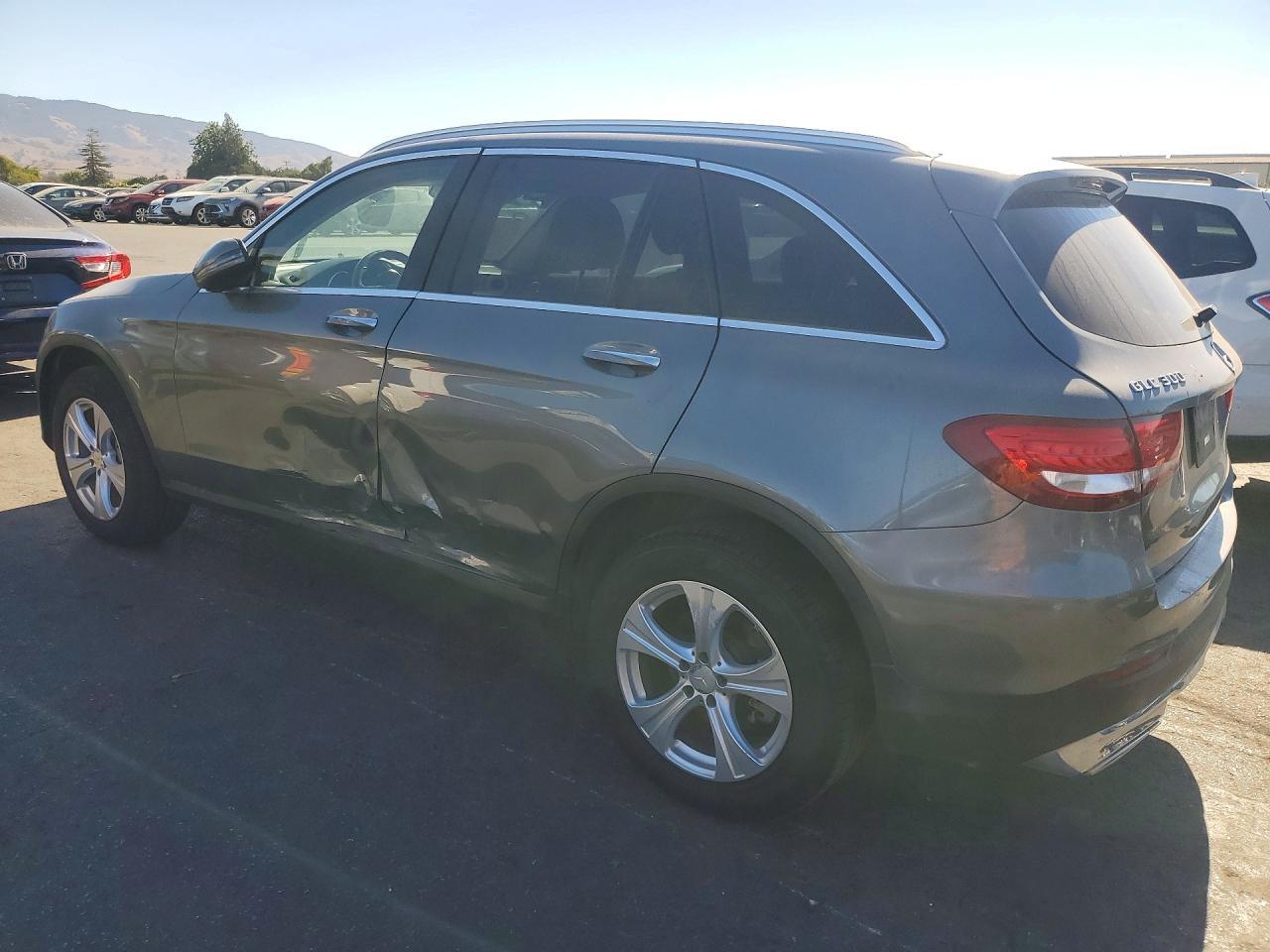 2016 Mercedes-Benz Glc 300 4Matic - zdjęcie 2