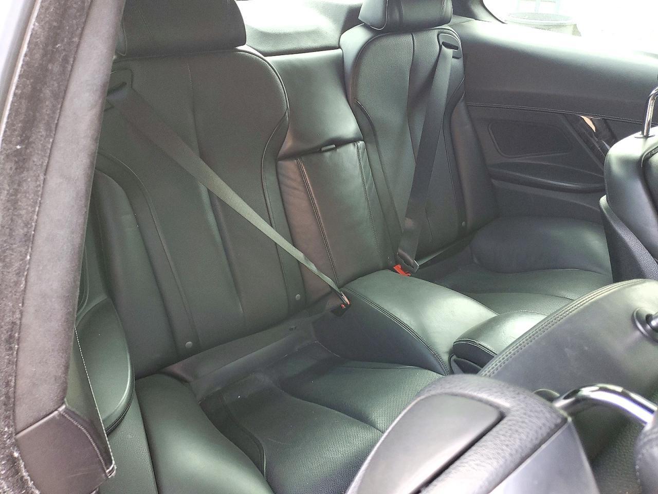 2014 BMW Seria 6 Coupe 650i - zdjęcie 10