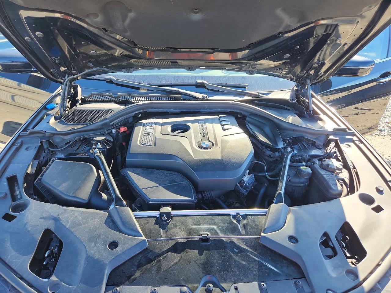 2018 BMW 530 I - zdjęcie 11
