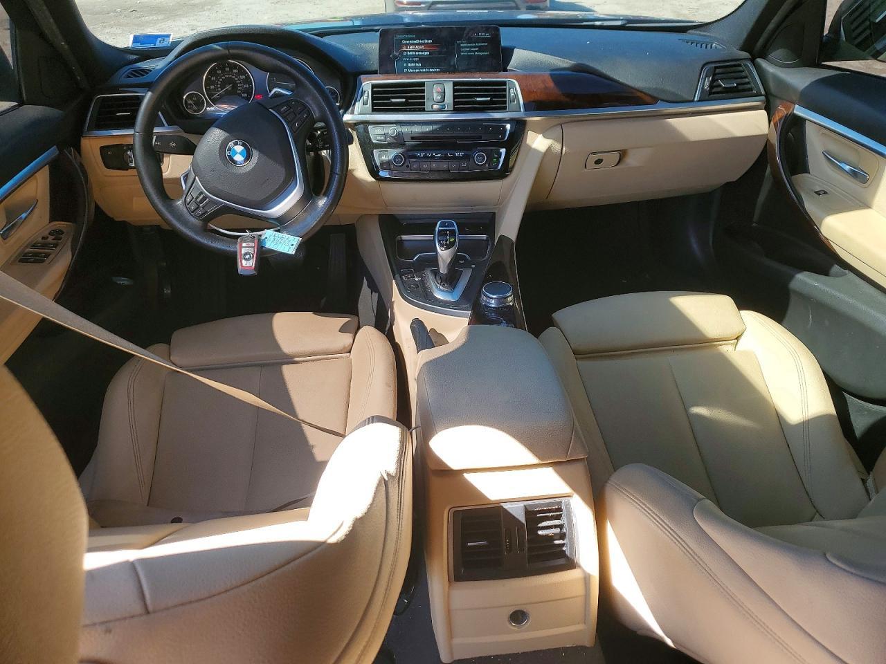 2017 BMW Seria 3 330i - zdjęcie 8