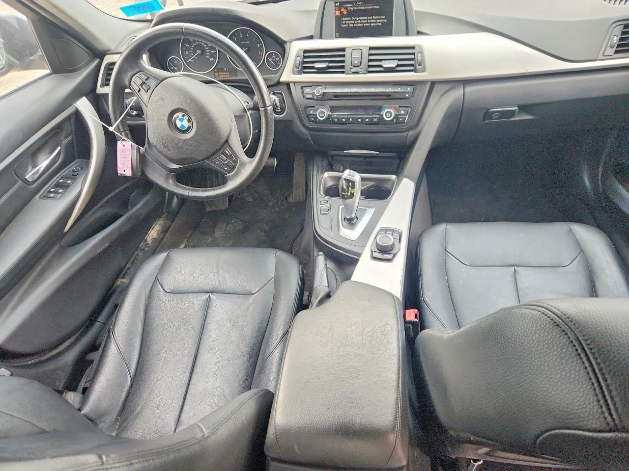 2015 BMW 320 I xDrive - zdjęcie 8