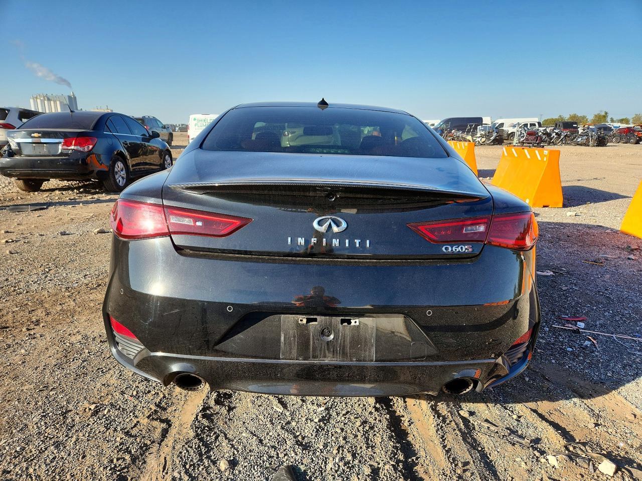 2022 Infiniti Q60 Red Sport 400 - zdjęcie 6