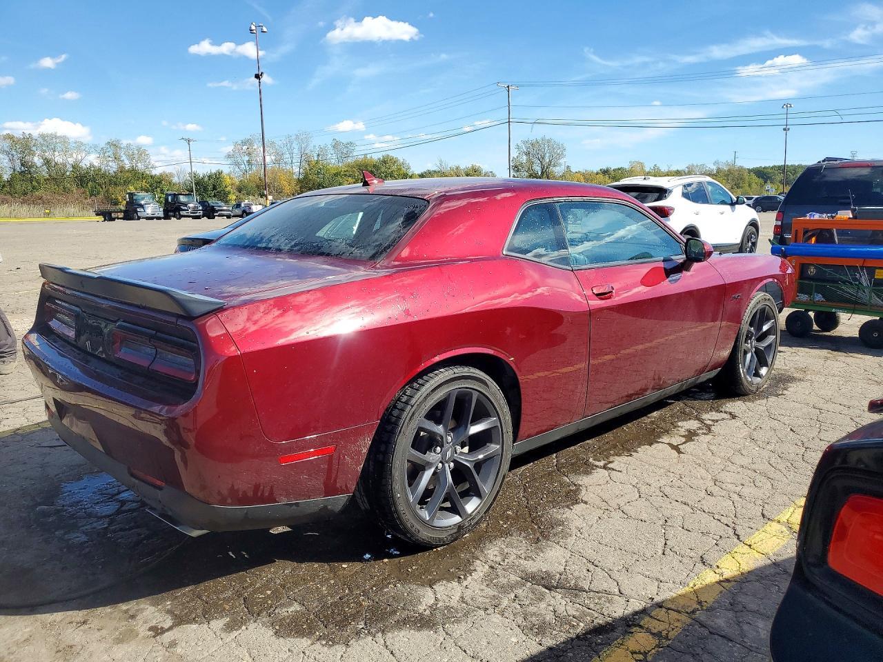 2023 Dodge Challenger R/T - zdjęcie 3
