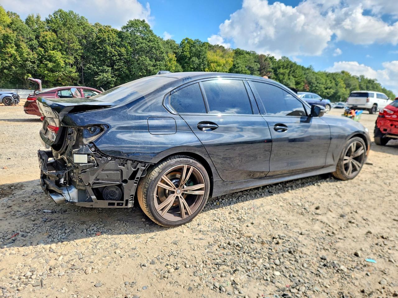 2023 BMW 330I - zdjęcie 3