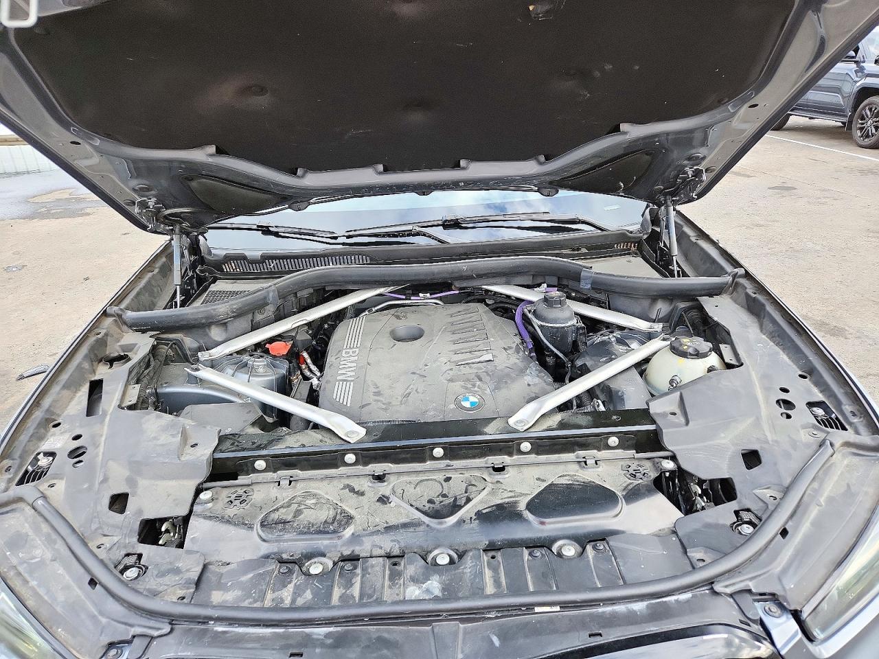 2024 BMW X6 xDrive40I - zdjęcie 12