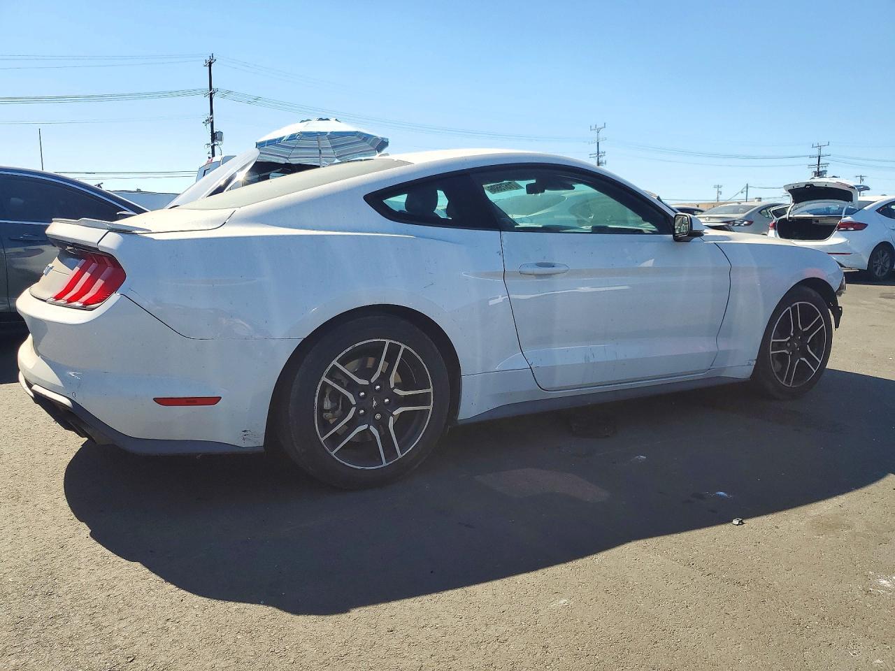 2019 Ford Mustang Gt - zdjęcie 3