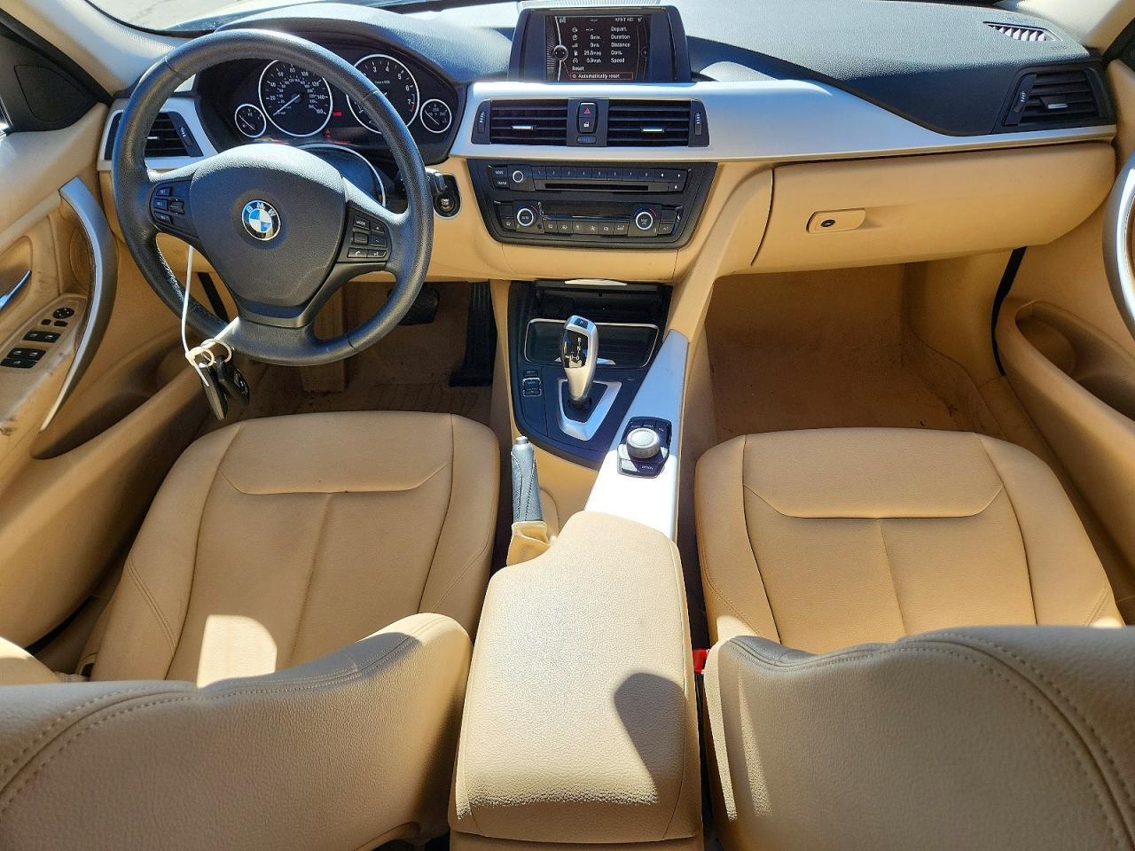 2013 BMW 328 I - zdjęcie 8