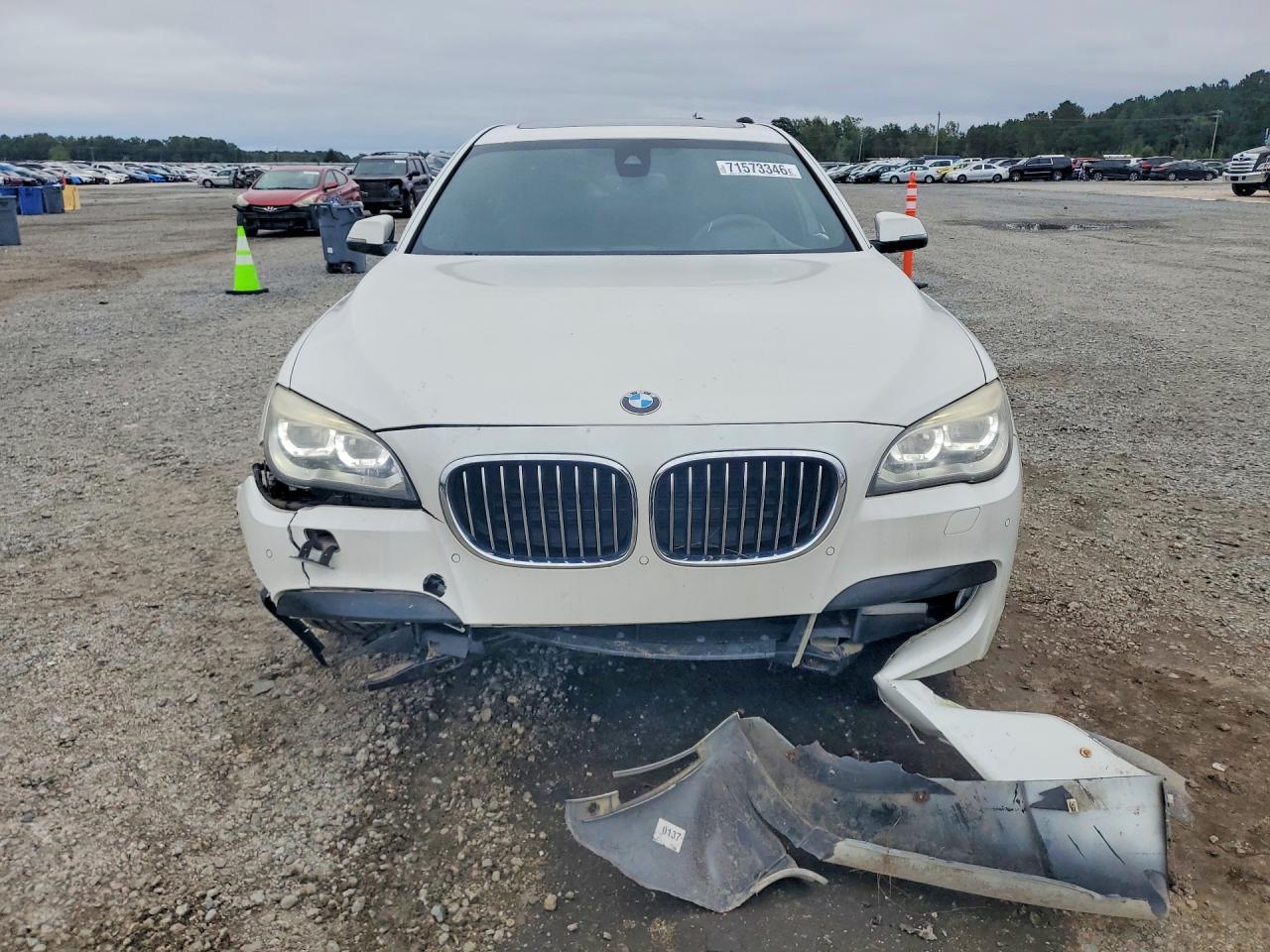 2015 BMW 750 Li - zdjęcie 5