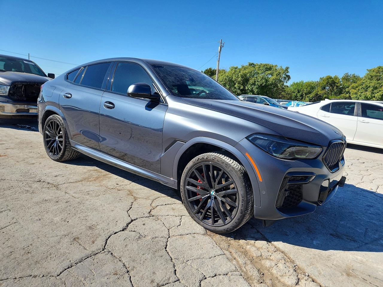 2022 BMW X6 M50I - zdjęcie 4