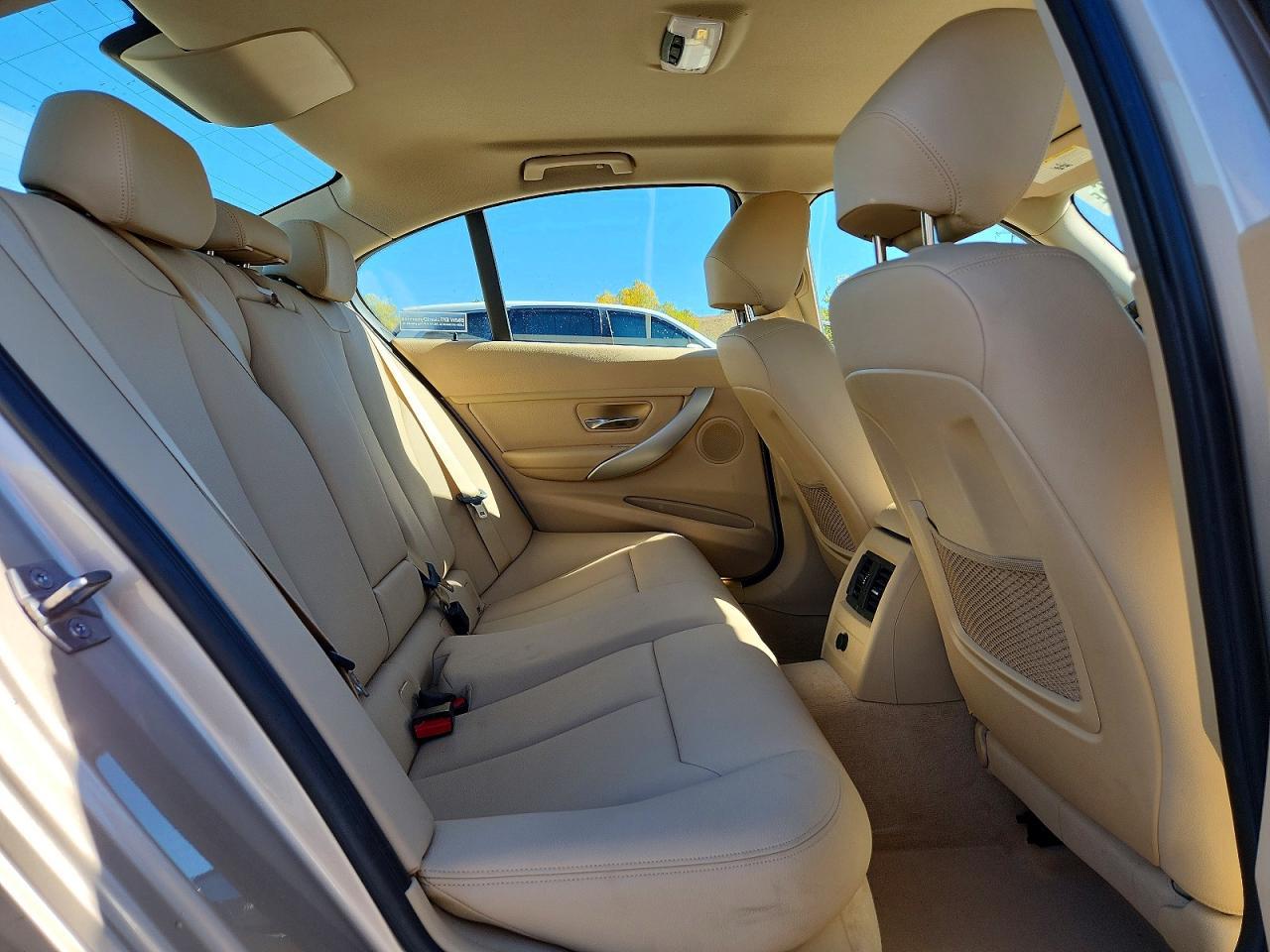 2013 BMW 328 I - zdjęcie 10