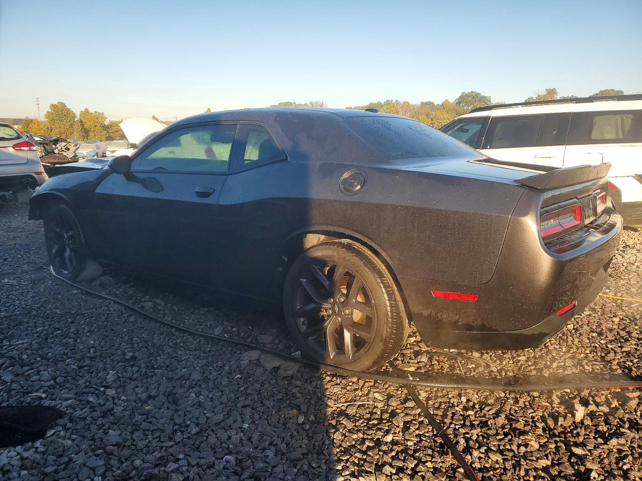 2023 Dodge Challenger Sxt - zdjęcie 2