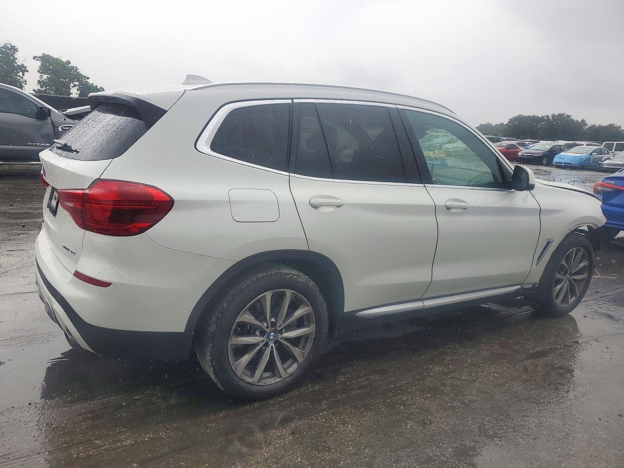 2019 BMW X3 Sdrive30I - zdjęcie 3