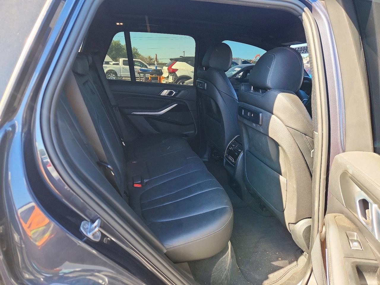 2020 BMW X5 xDrive40I - zdjęcie 11