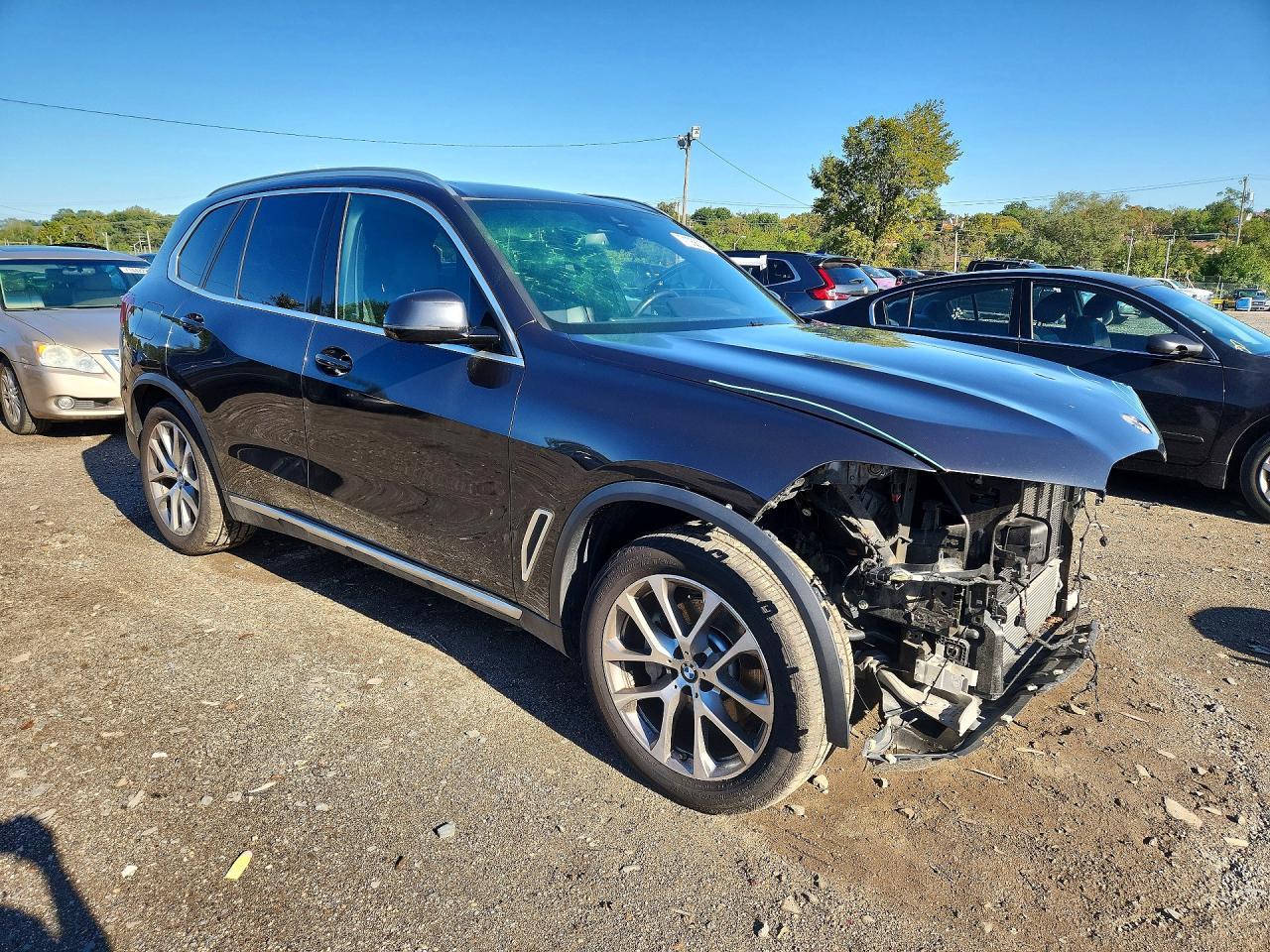2022 BMW X5 xDrive40I - zdjęcie 4