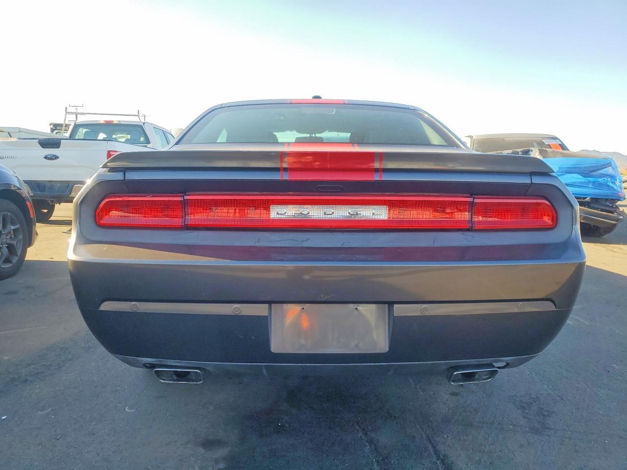 2013 Dodge Challenger Sxt - zdjęcie 6