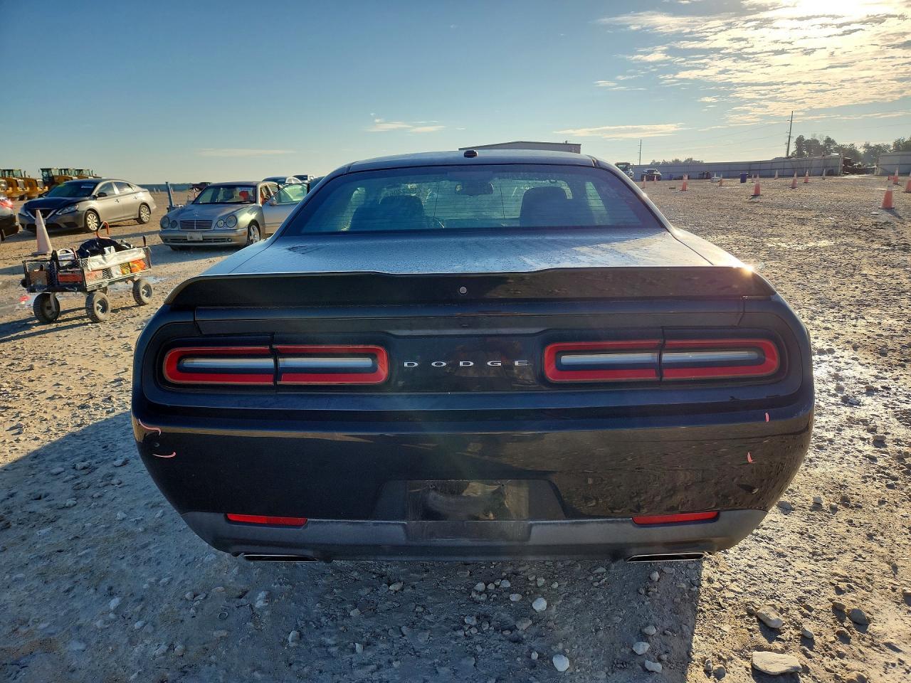 2018 Dodge Challenger R/T - zdjęcie 6