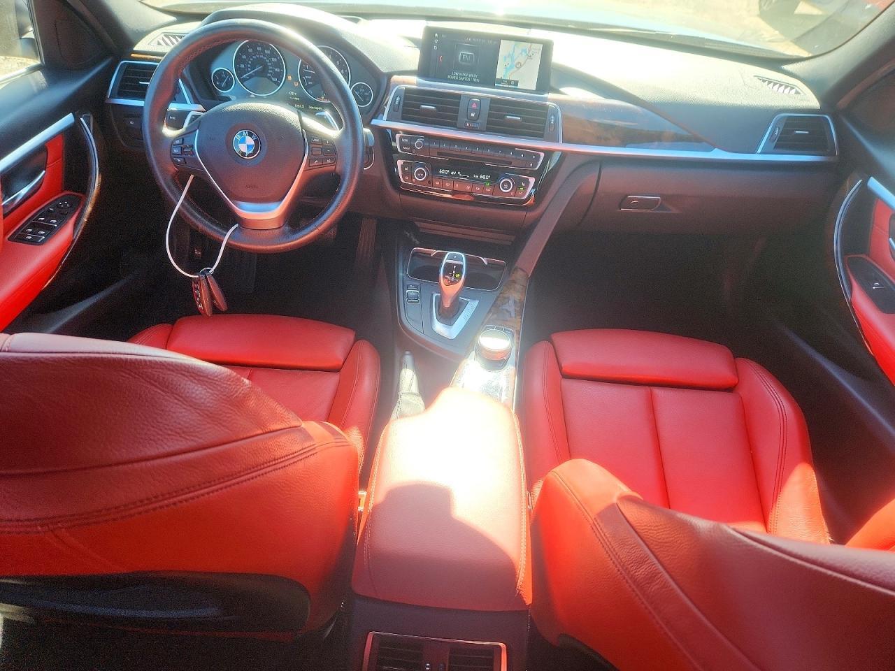 2018 BMW Seria 3 330i - zdjęcie 8