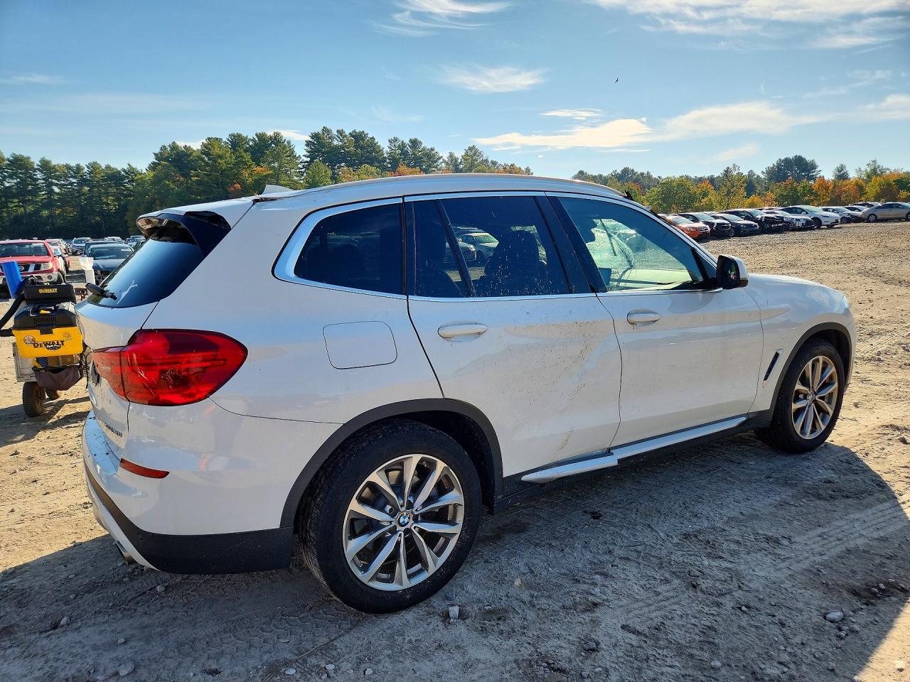 2019 BMW X3 xDrive30I - zdjęcie 3