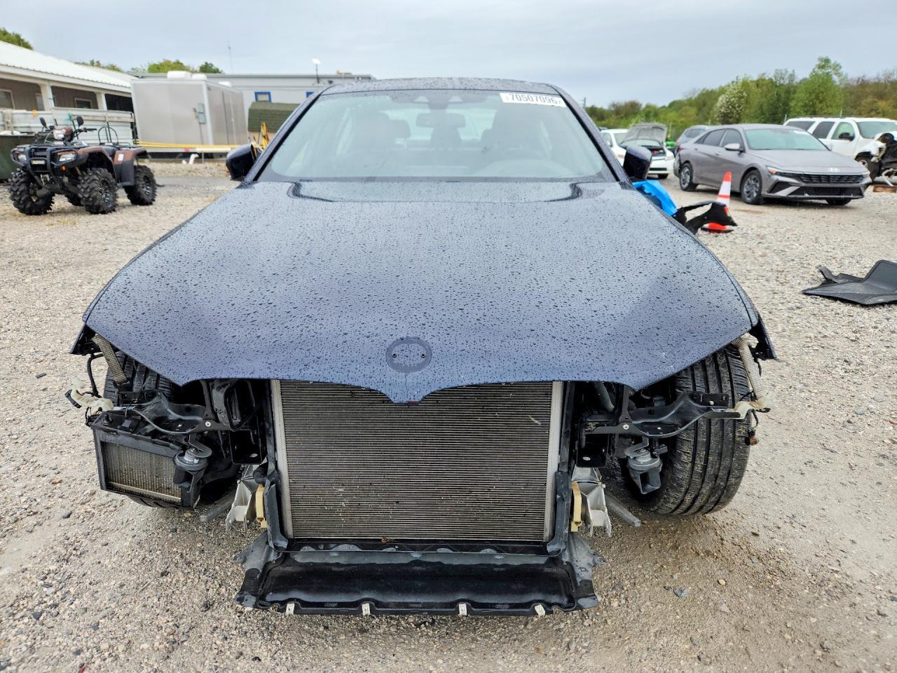 2017 BMW Seria 5 540i - zdjęcie 5