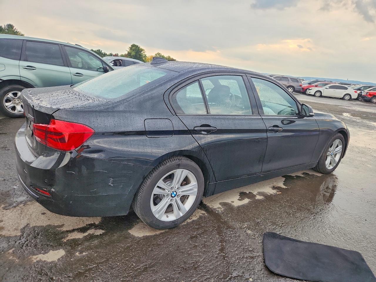 2016 BMW Seria 3 328i - zdjęcie 3