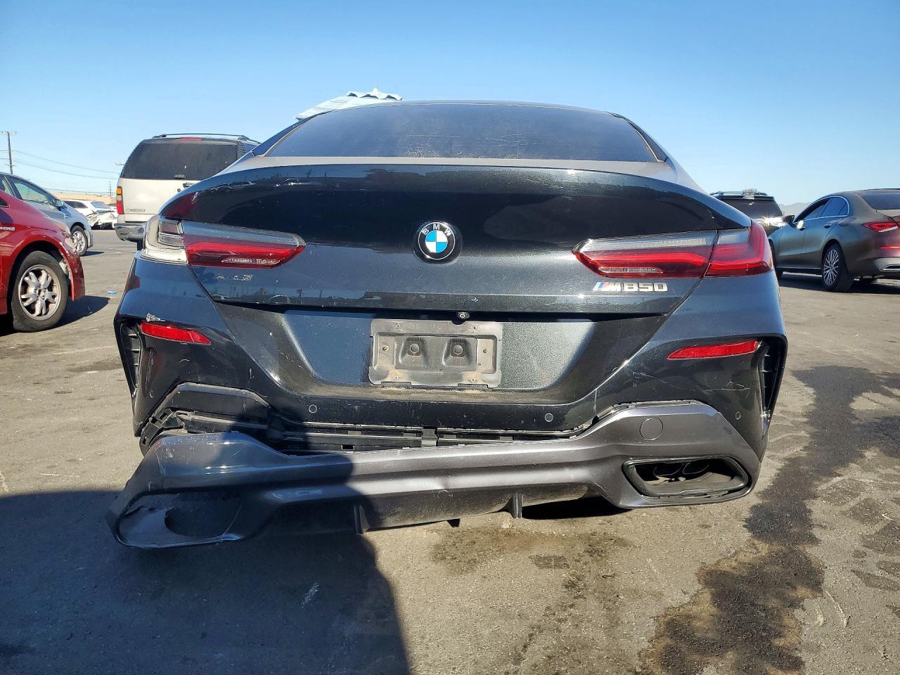 2021 BMW Seria 8 M850i - zdjęcie 6