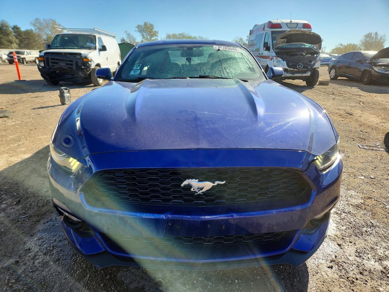 2015 Ford Mustang - zdjęcie 5