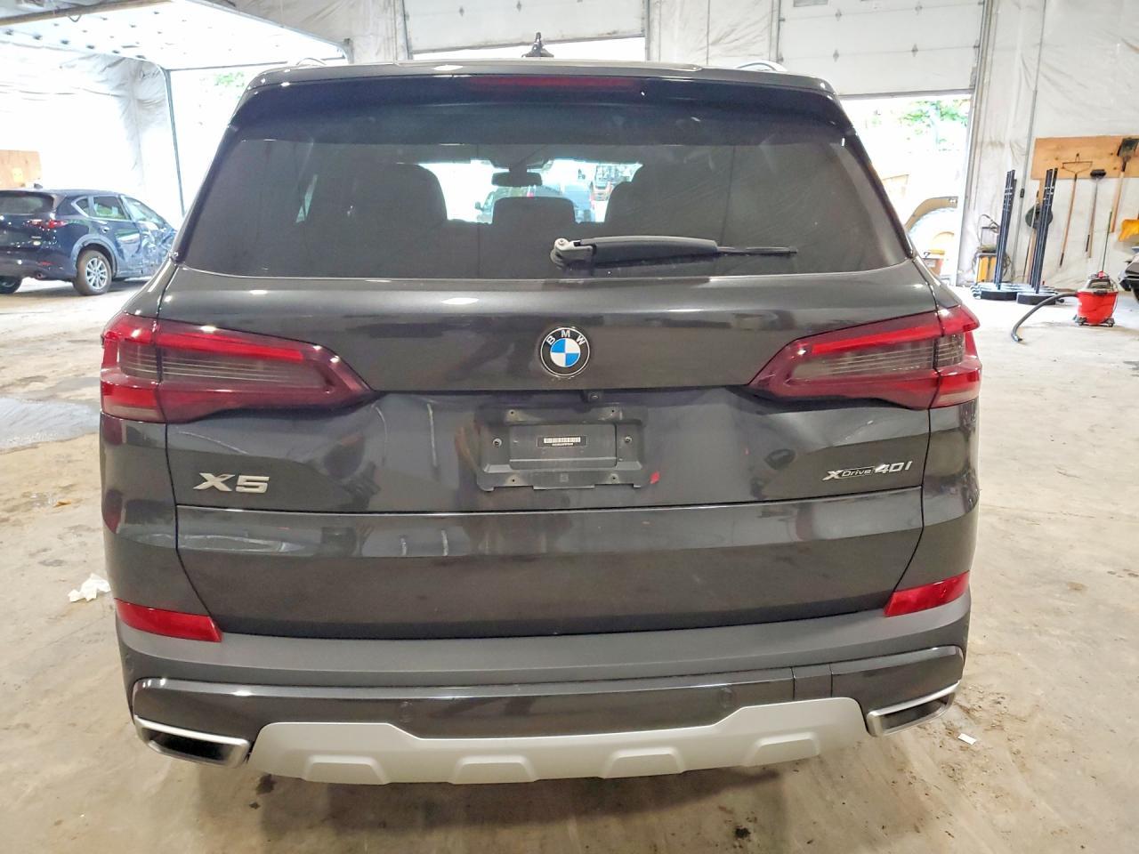 2023 BMW X5 xDrive40I - zdjęcie 6
