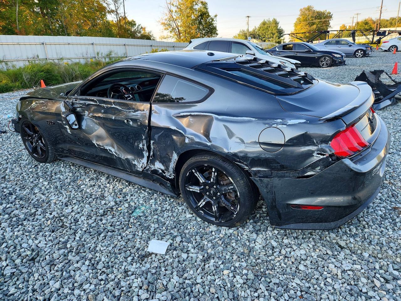 2018 Ford Mustang Gt - zdjęcie 2