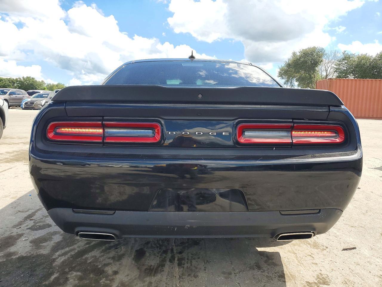 2018 Dodge Challenger Sxt - zdjęcie 6