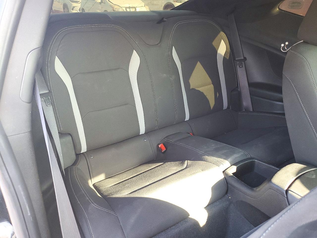 2019 Chevrolet Camaro Ls - zdjęcie 10