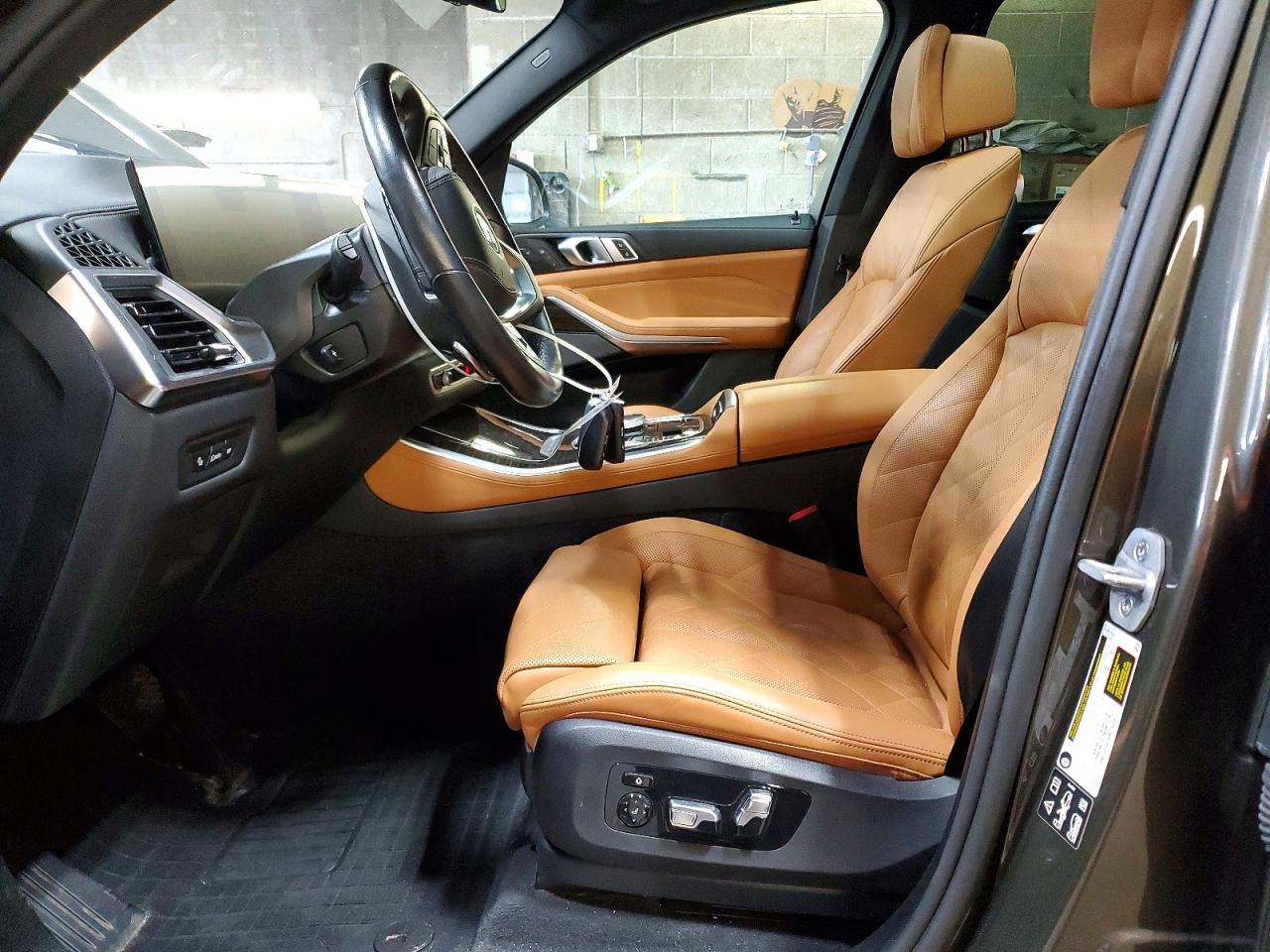 2025 BMW X5 xDrive40I - zdjęcie 7