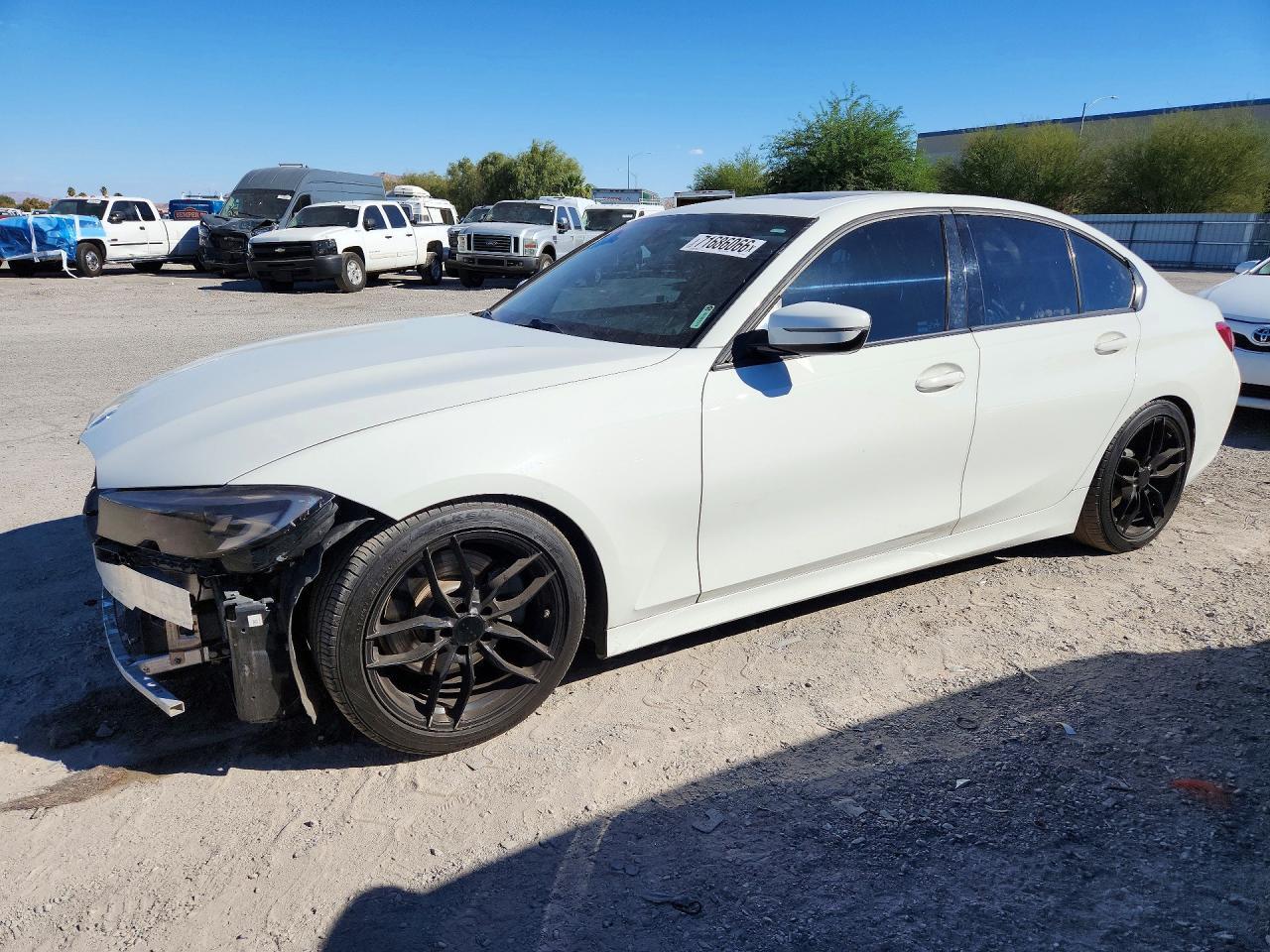 2019 BMW 330I - zdjęcie główne