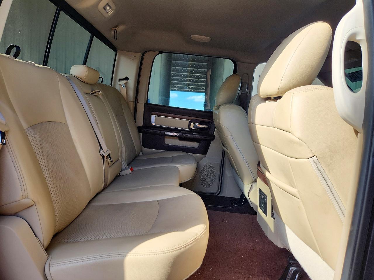 2017 Ram 1500 Laramie - zdjęcie 10