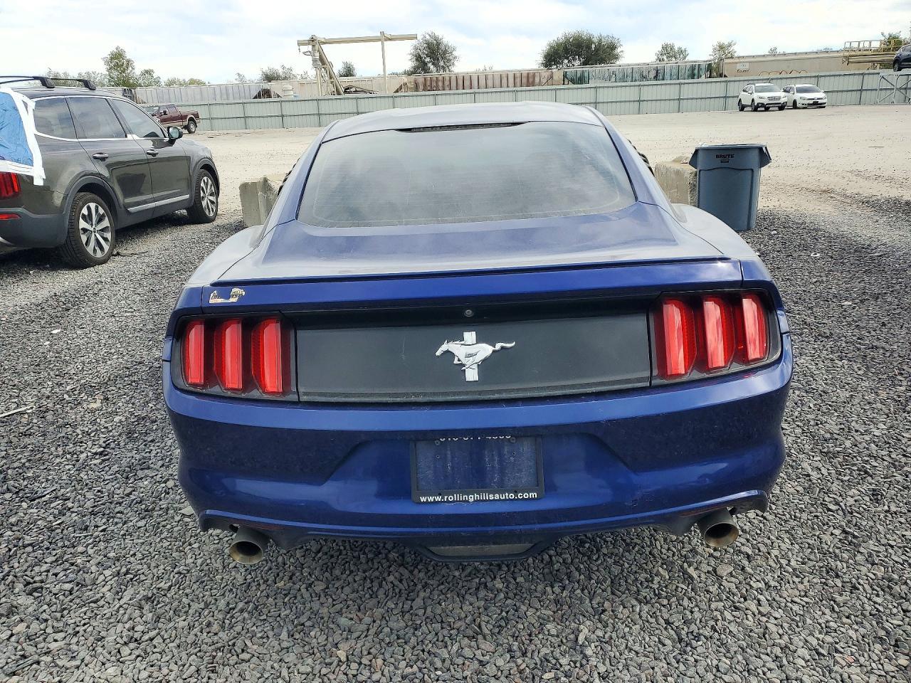 2016 Ford Mustang - zdjęcie 6