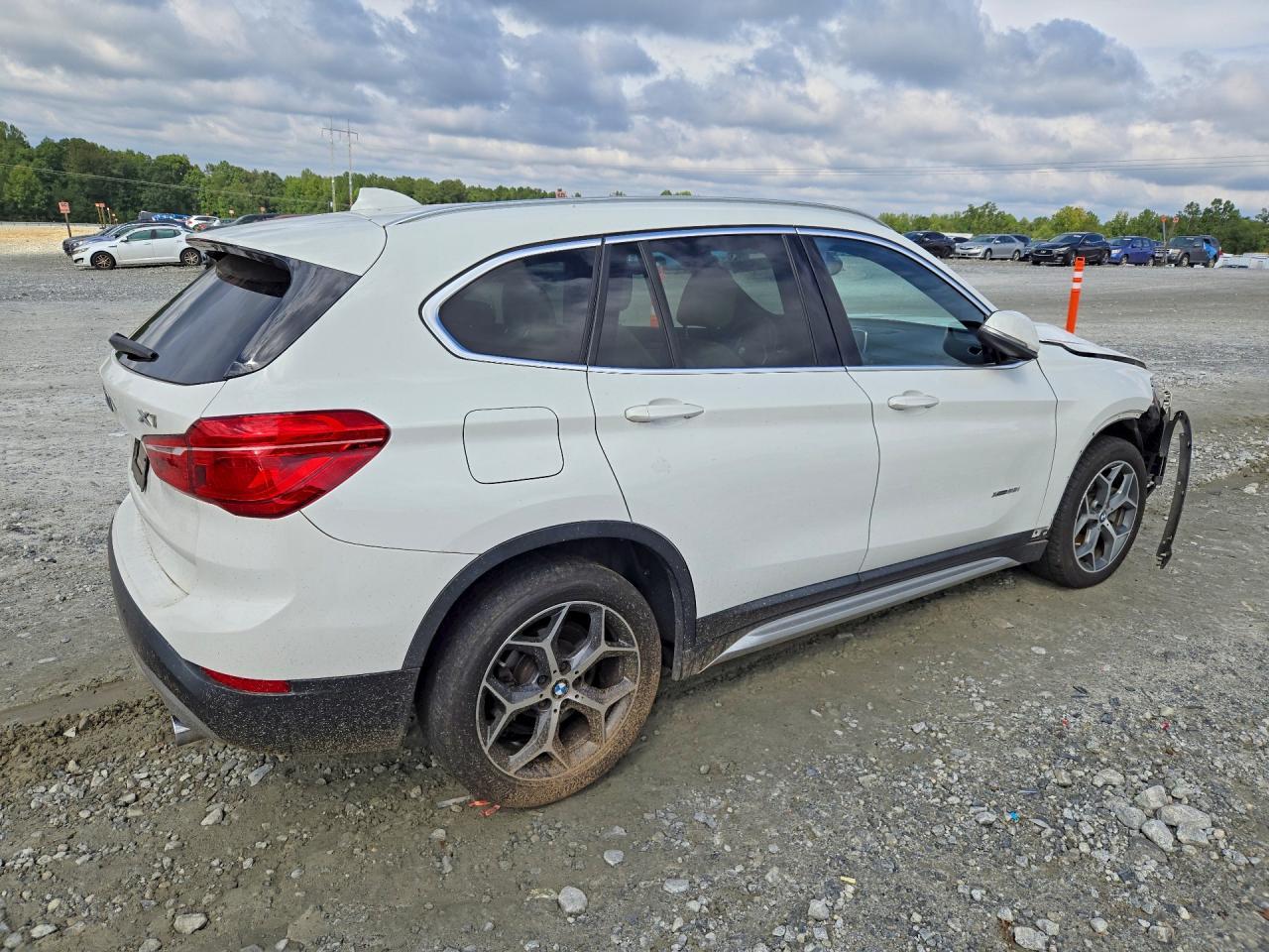 2018 BMW X1 xDrive28I - zdjęcie 3