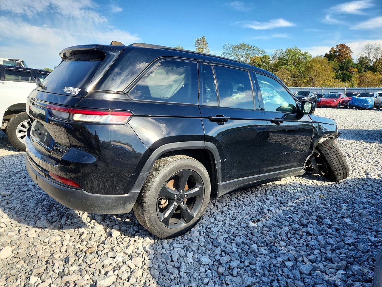 2023 Jeep Grand Cherokee Limited - zdjęcie 3