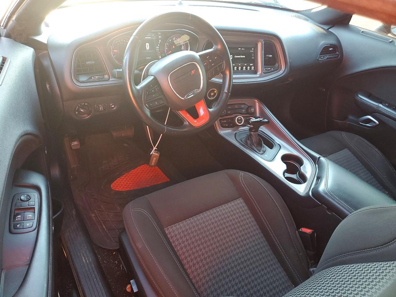 2023 Dodge Challenger Sxt - zdjęcie 8