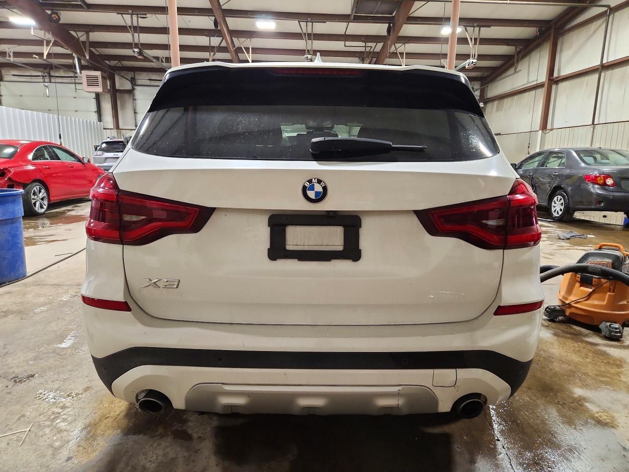 2021 BMW X3 xDrive30I - zdjęcie 6