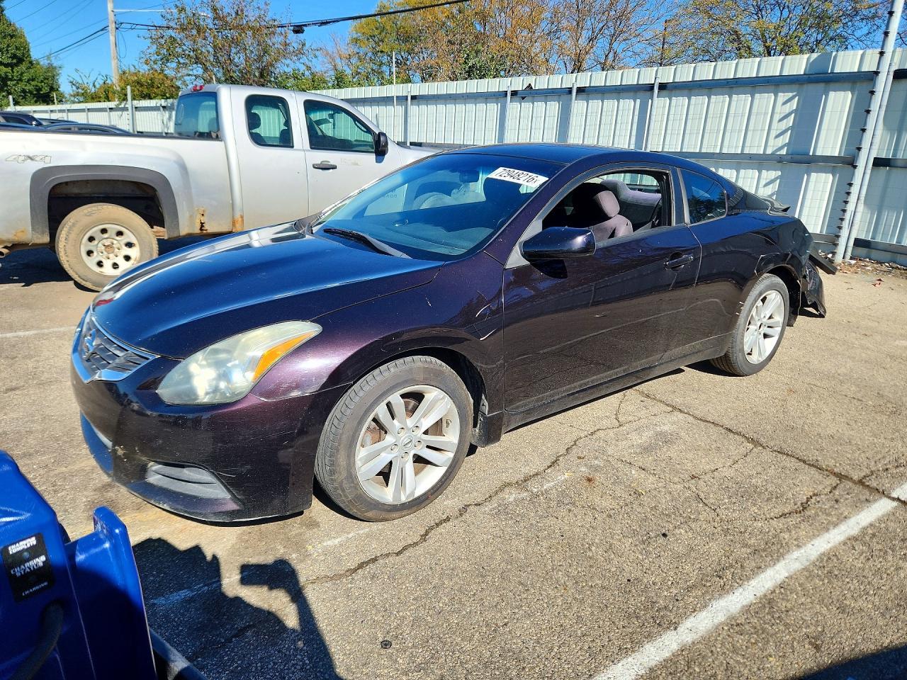 2013 Nissan Altima S - zdjęcie główne