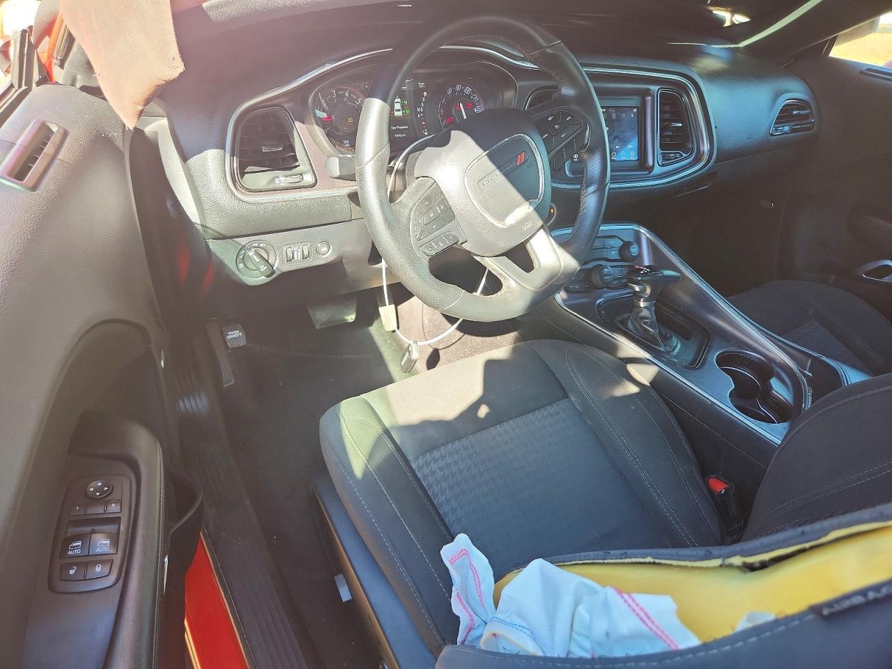 2018 Dodge Challenger - zdjęcie 8