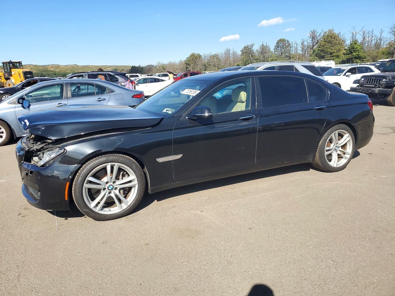 2013 BMW Seria 7 Alpina B7 - zdjęcie główne