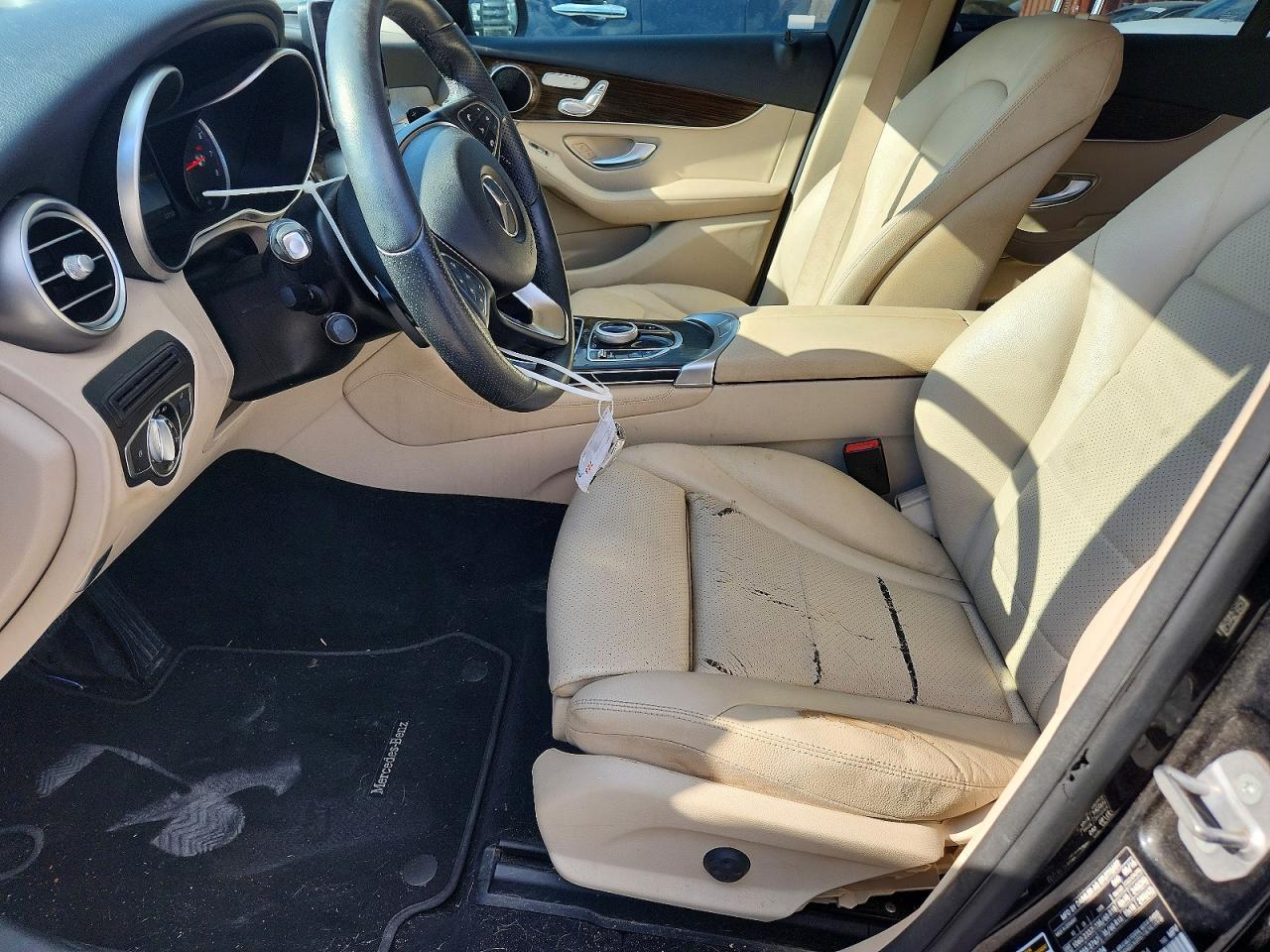 2017 Mercedes-Benz Glc 300 - zdjęcie 7