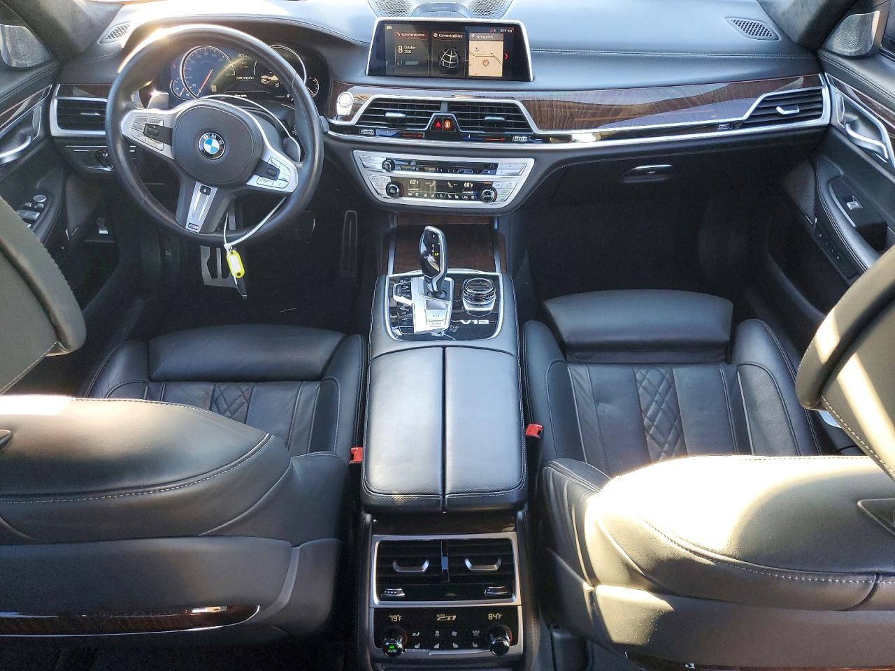 2019 BMW Seria 7 M760i - zdjęcie 8