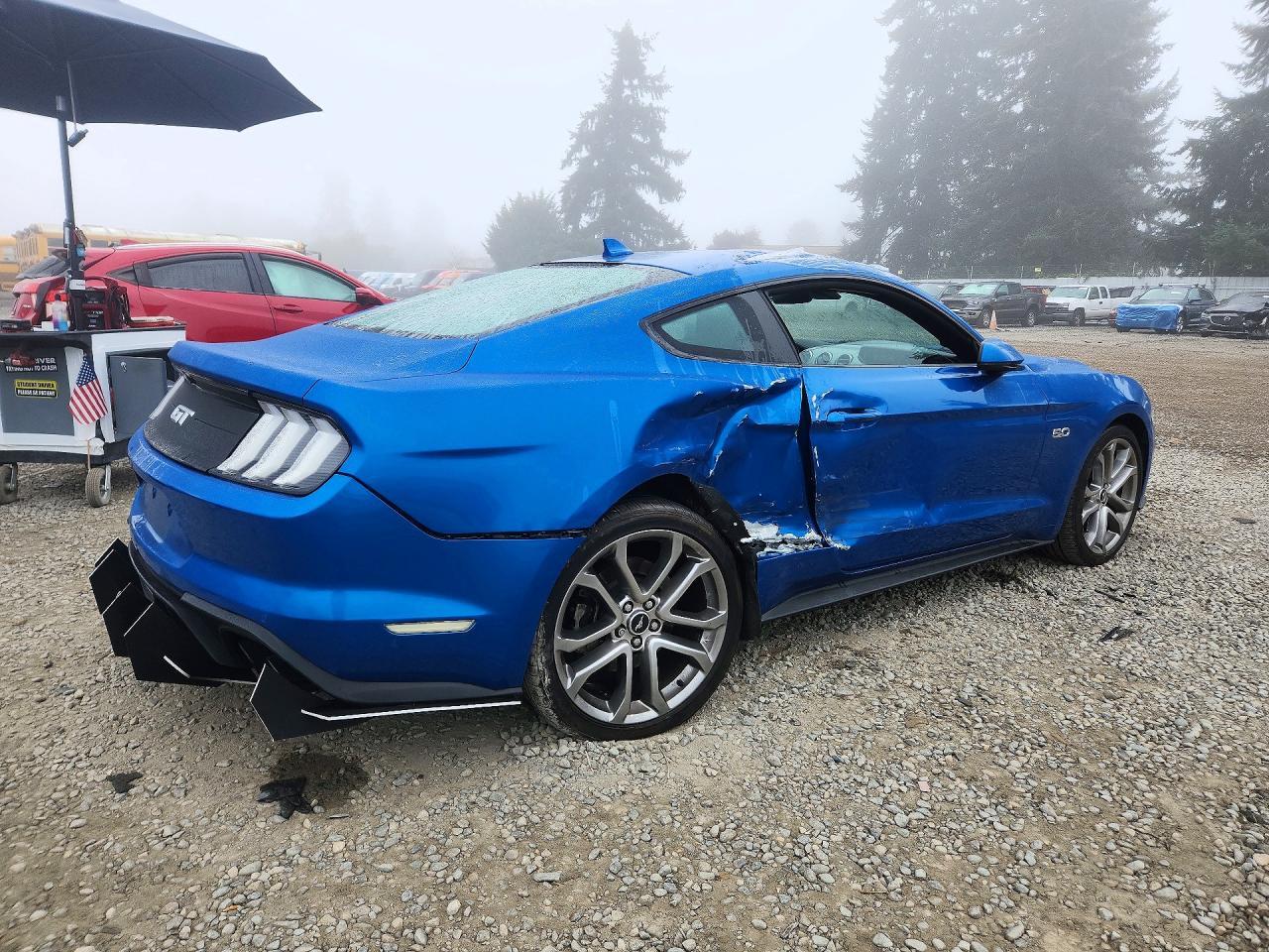 2021 Ford Mustang Gt - zdjęcie 3