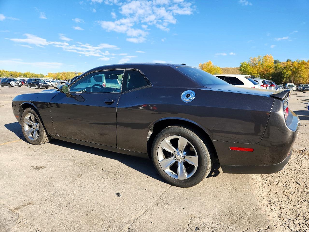 2020 Dodge Challenger Sxt - zdjęcie 2