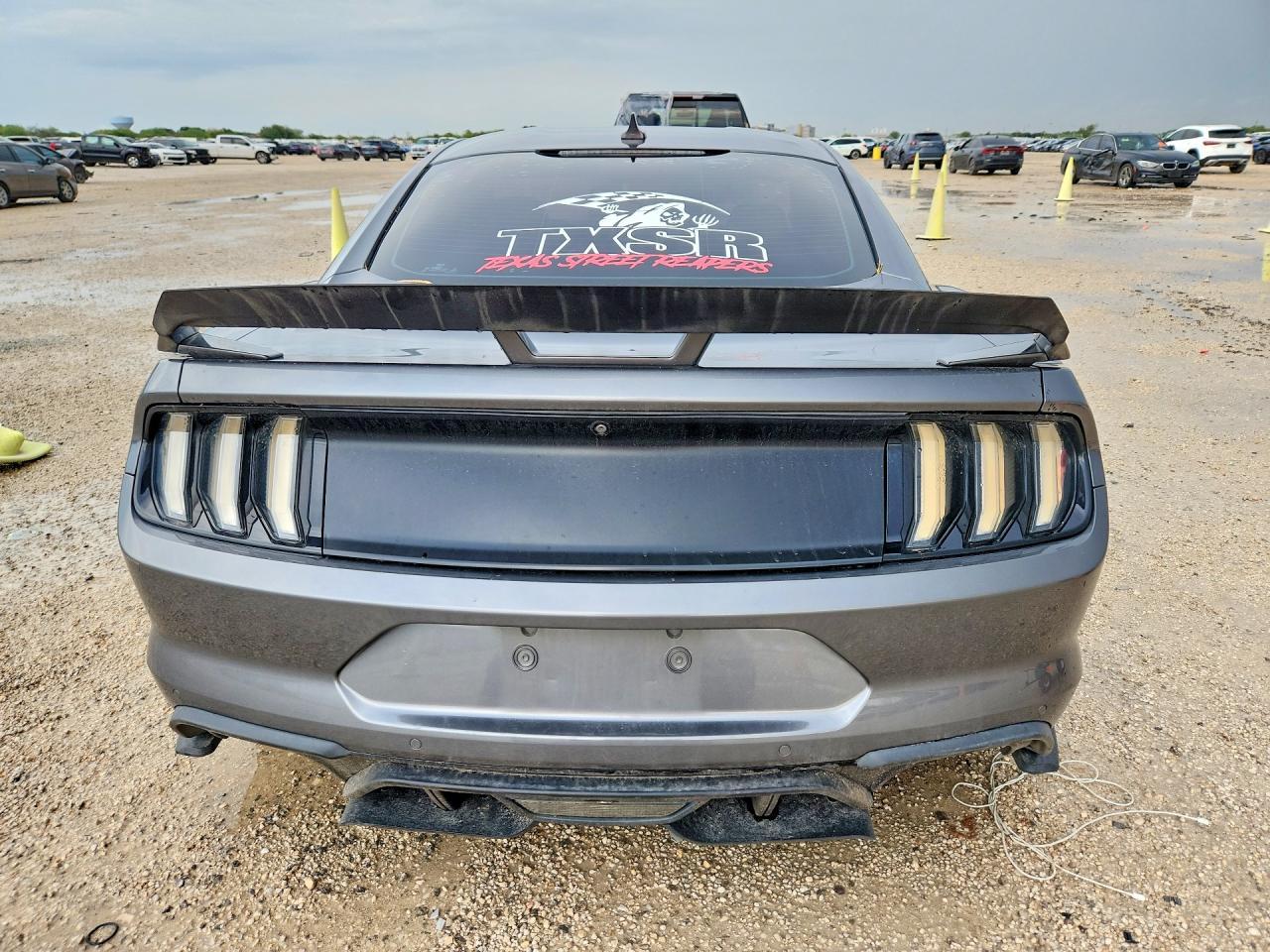 2021 Ford Mustang Gt - zdjęcie 6