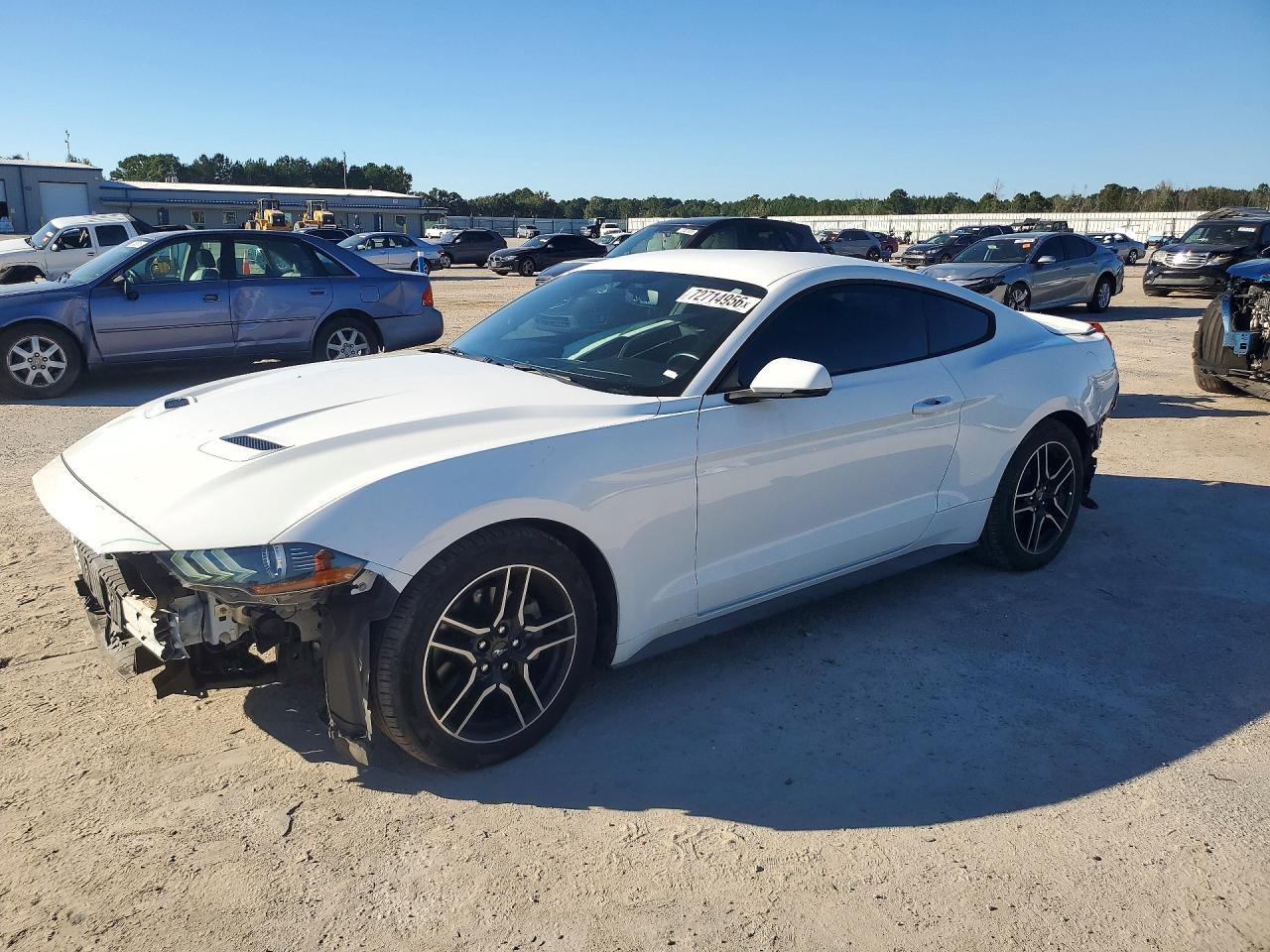 2020 Ford Mustang - zdjęcie główne