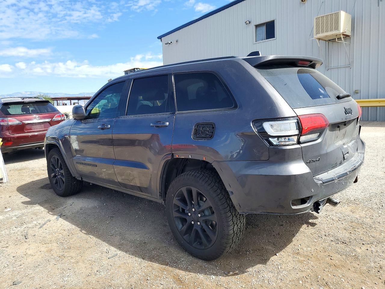2017 Jeep Grand Cherokee Laredo - zdjęcie 2