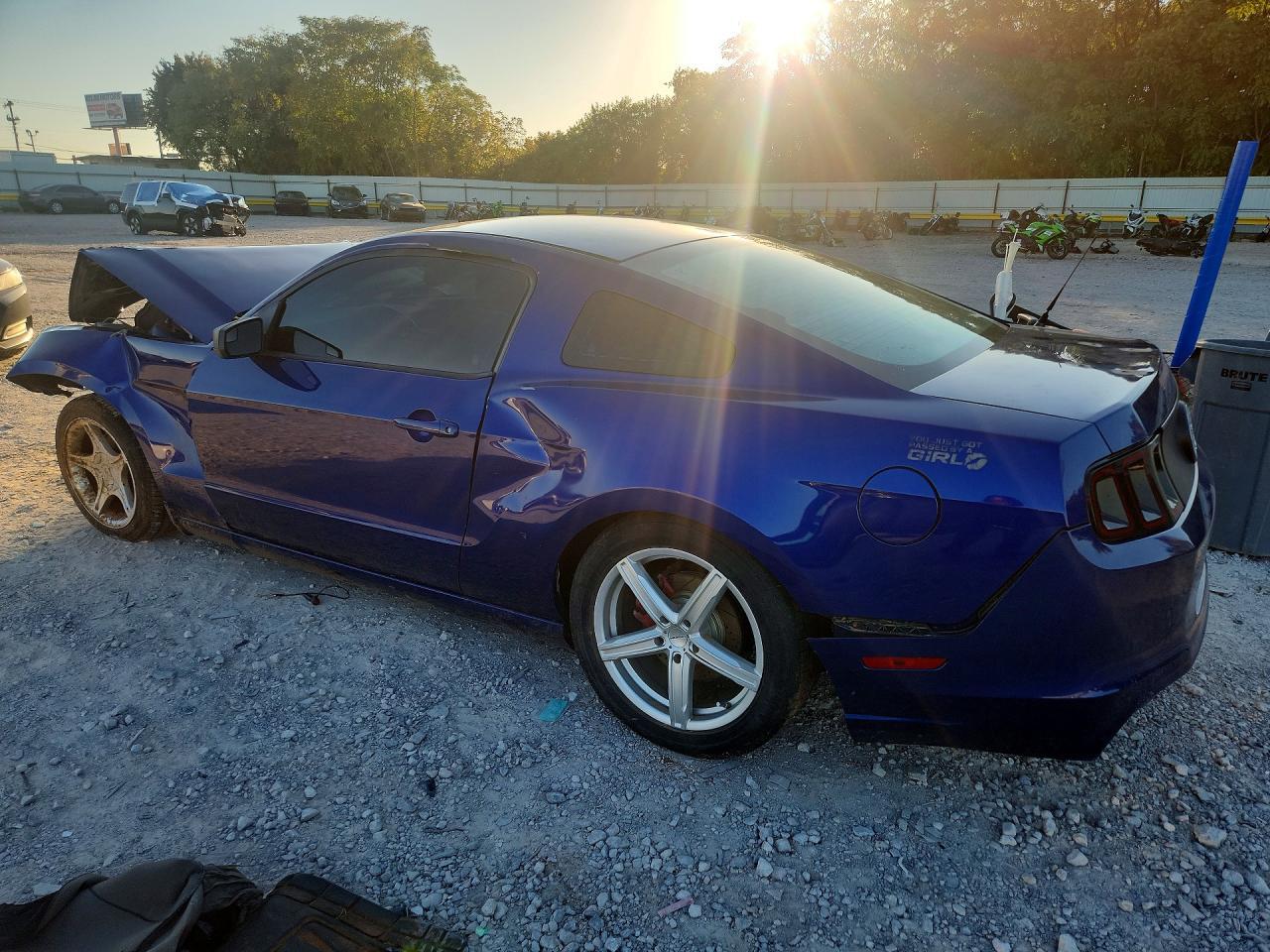 2014 Ford Mustang - zdjęcie 2
